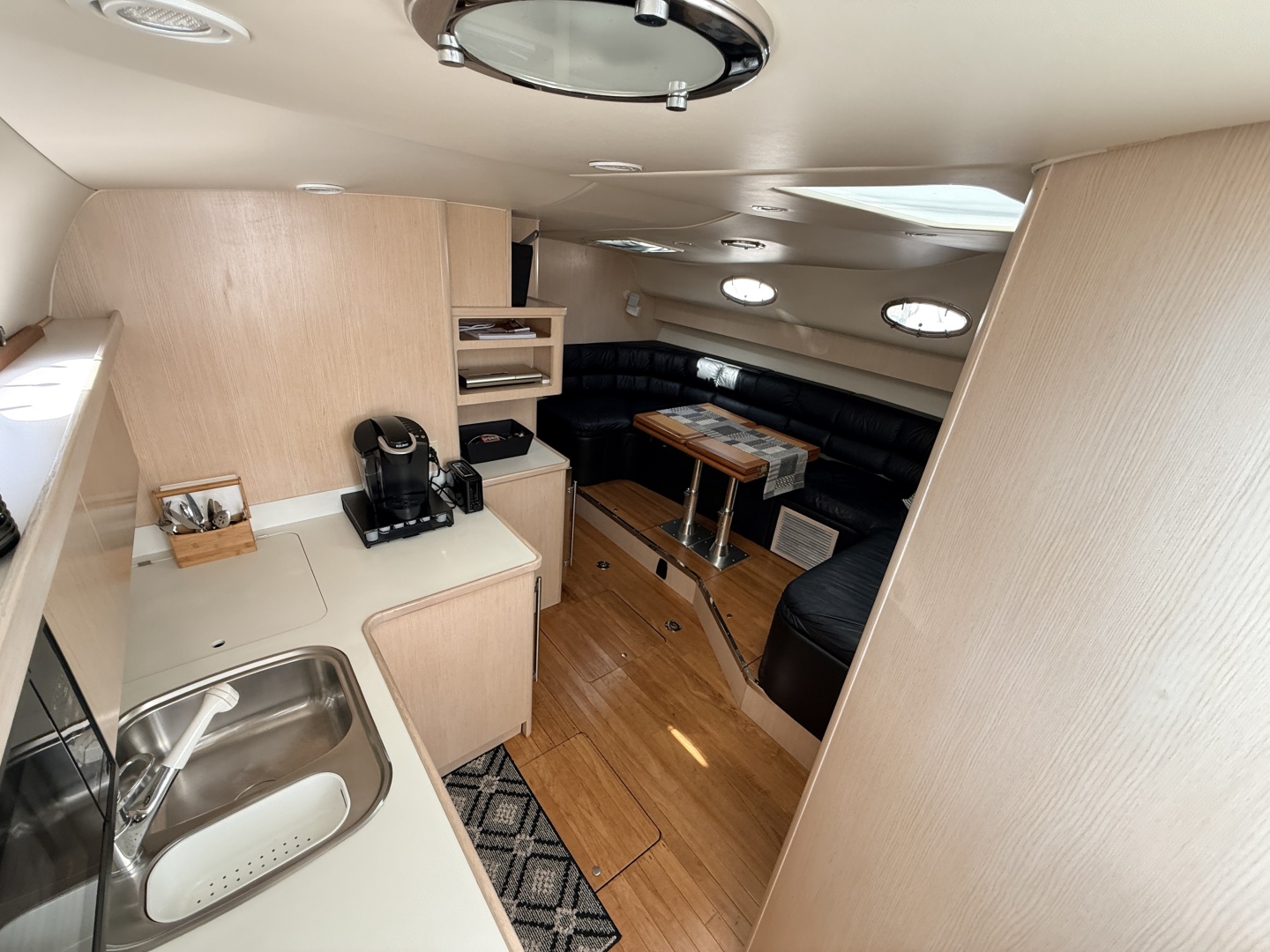 1995 Tiara Yachts 4000 Express