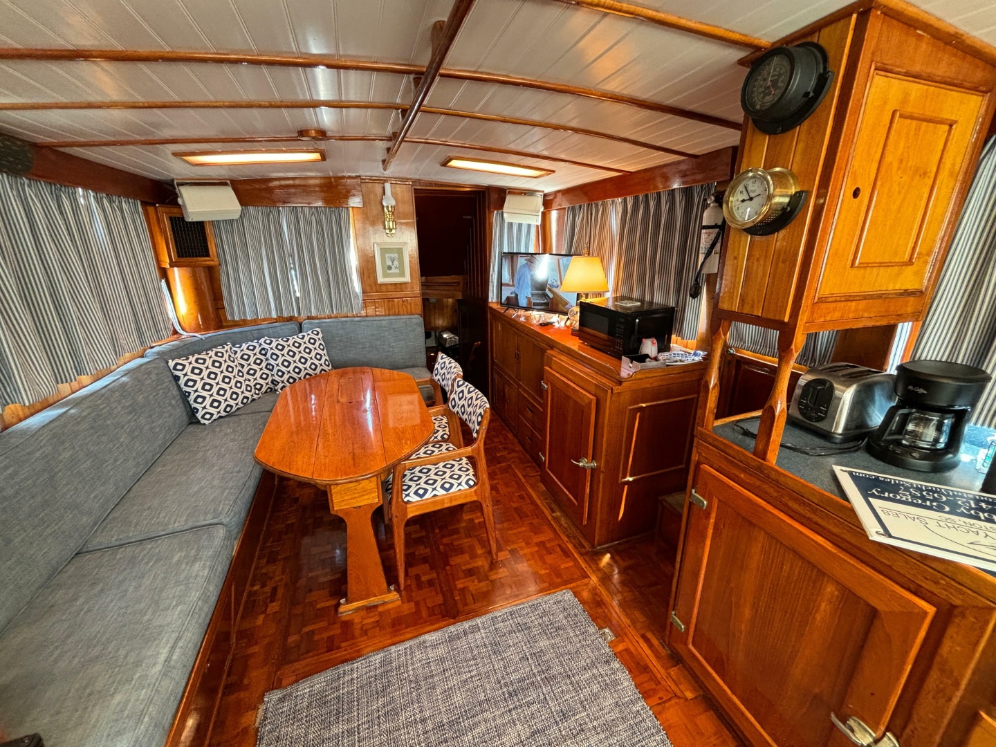 1978 Grand Banks 42 Classic
