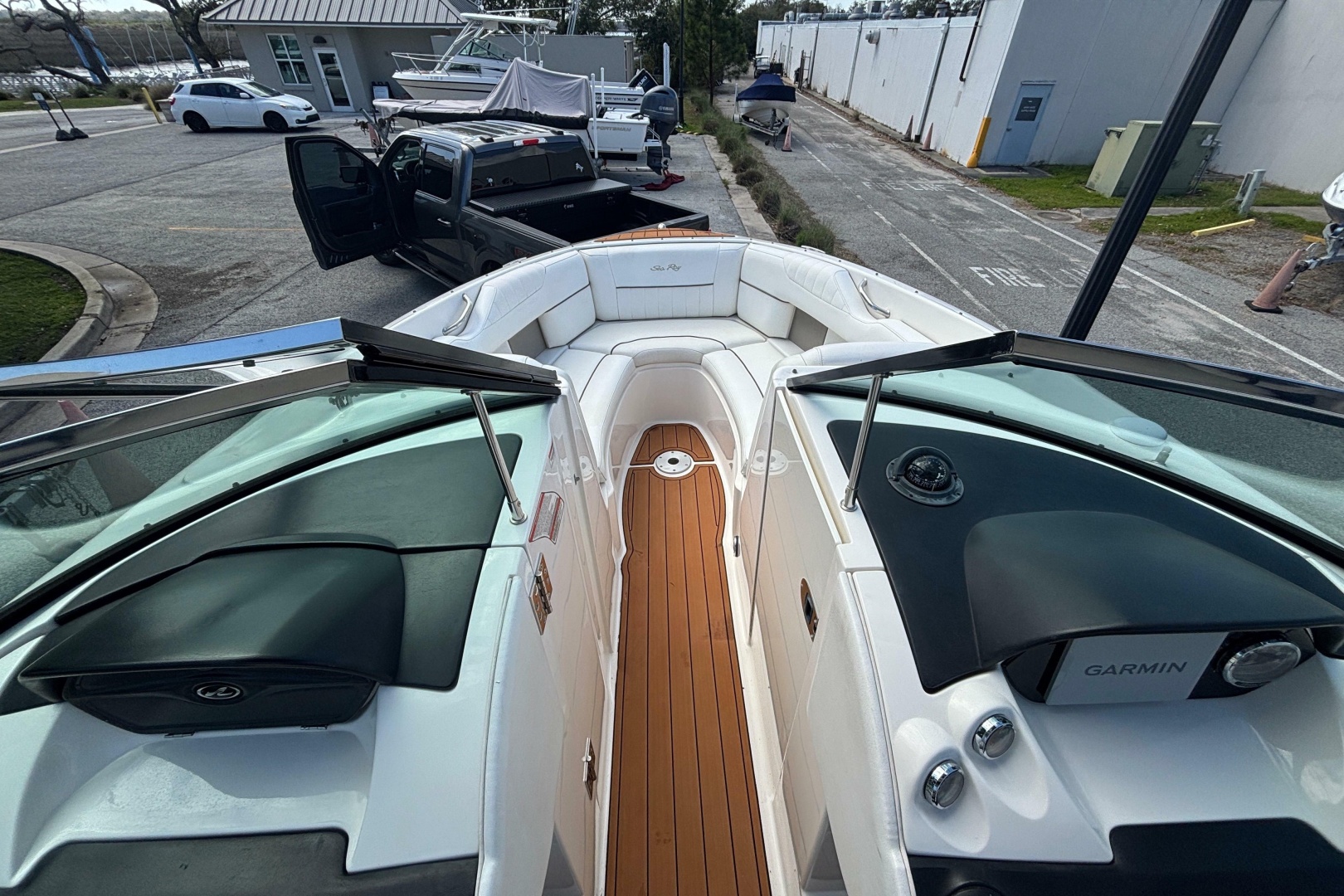 2008 Sea Ray 270 Sundeck