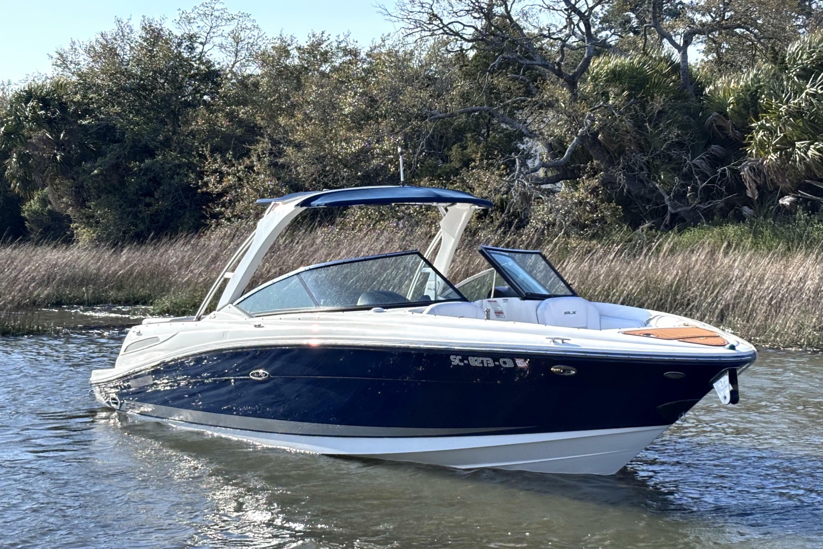 JUST ADD WATER 27ft Sea Ray Yacht For Sale