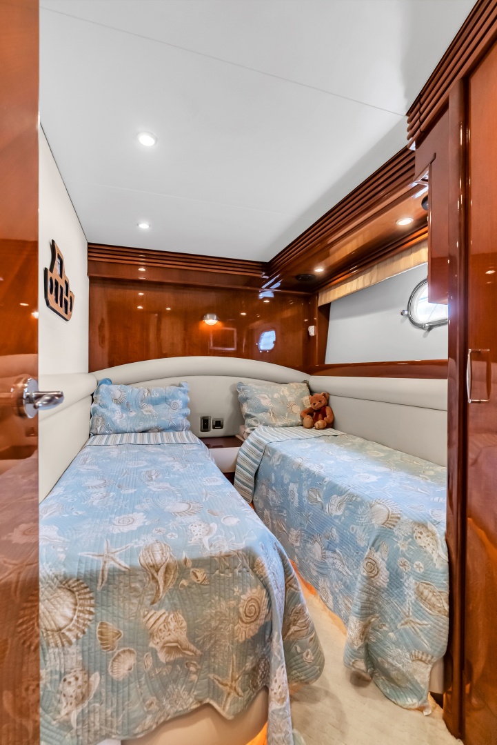 IMPRESA 65ft Marquis Yacht For Sale