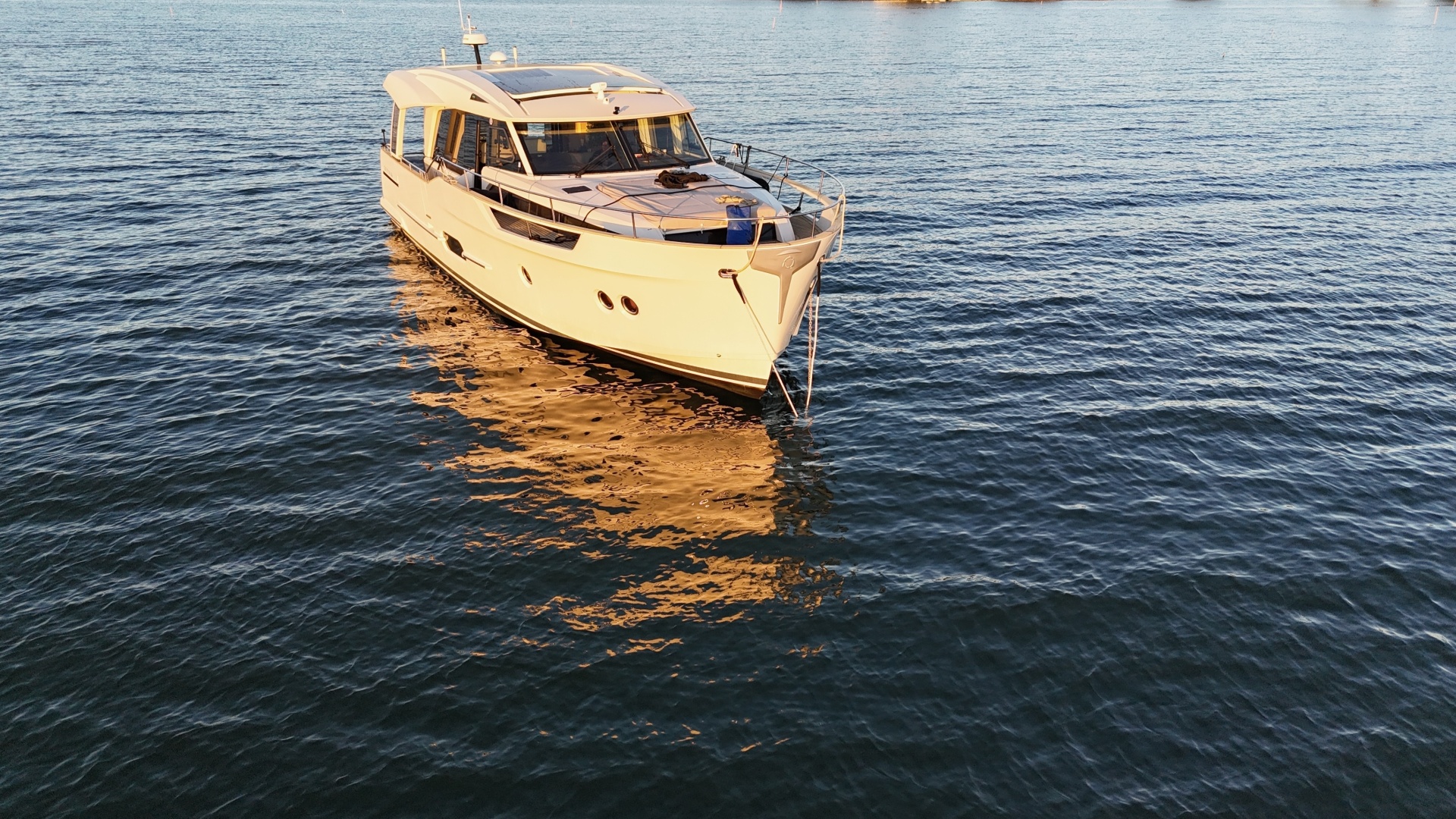 2019 Greenline 48 Coupe Hybrid
