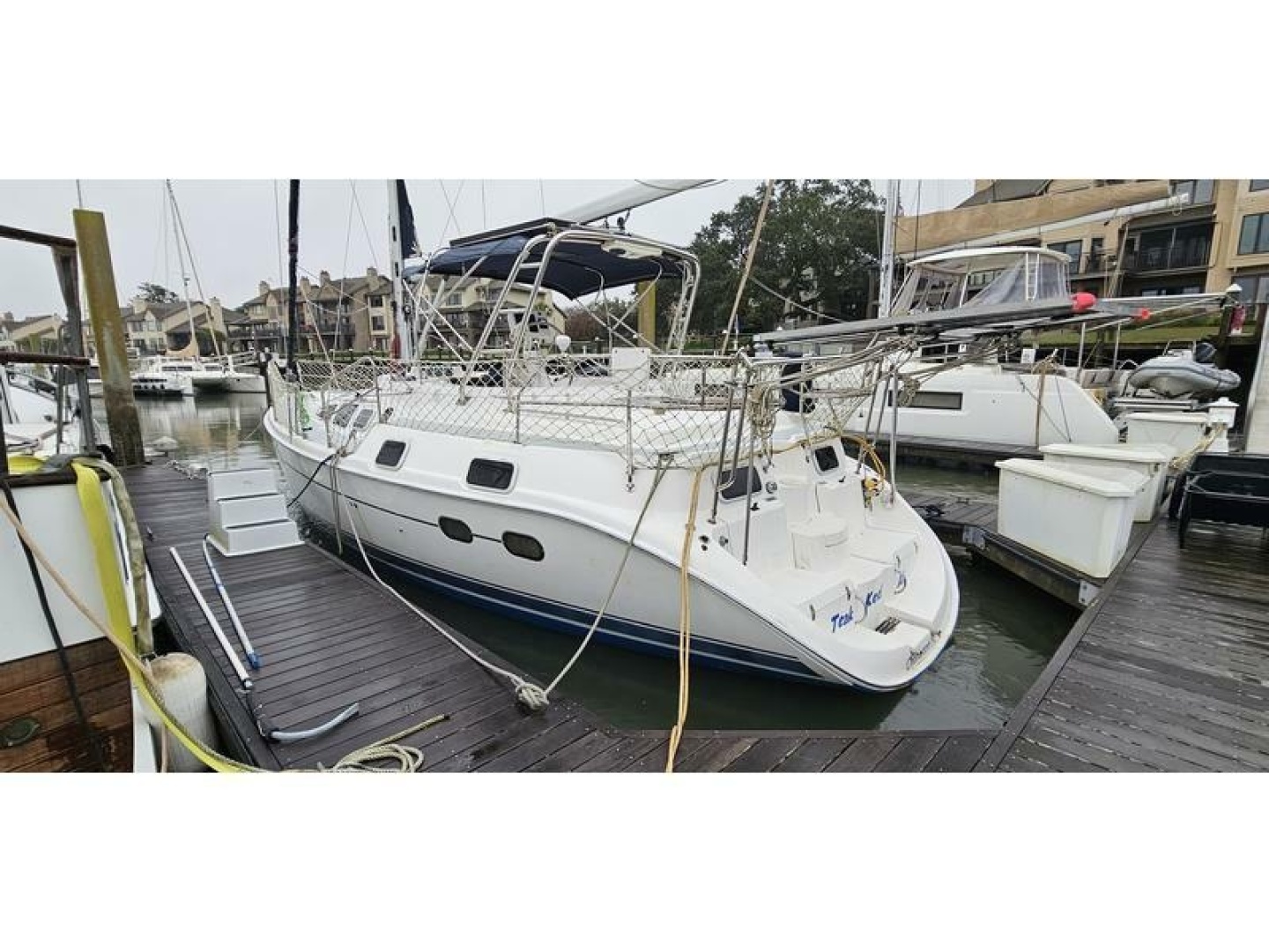2002 Hunter 420