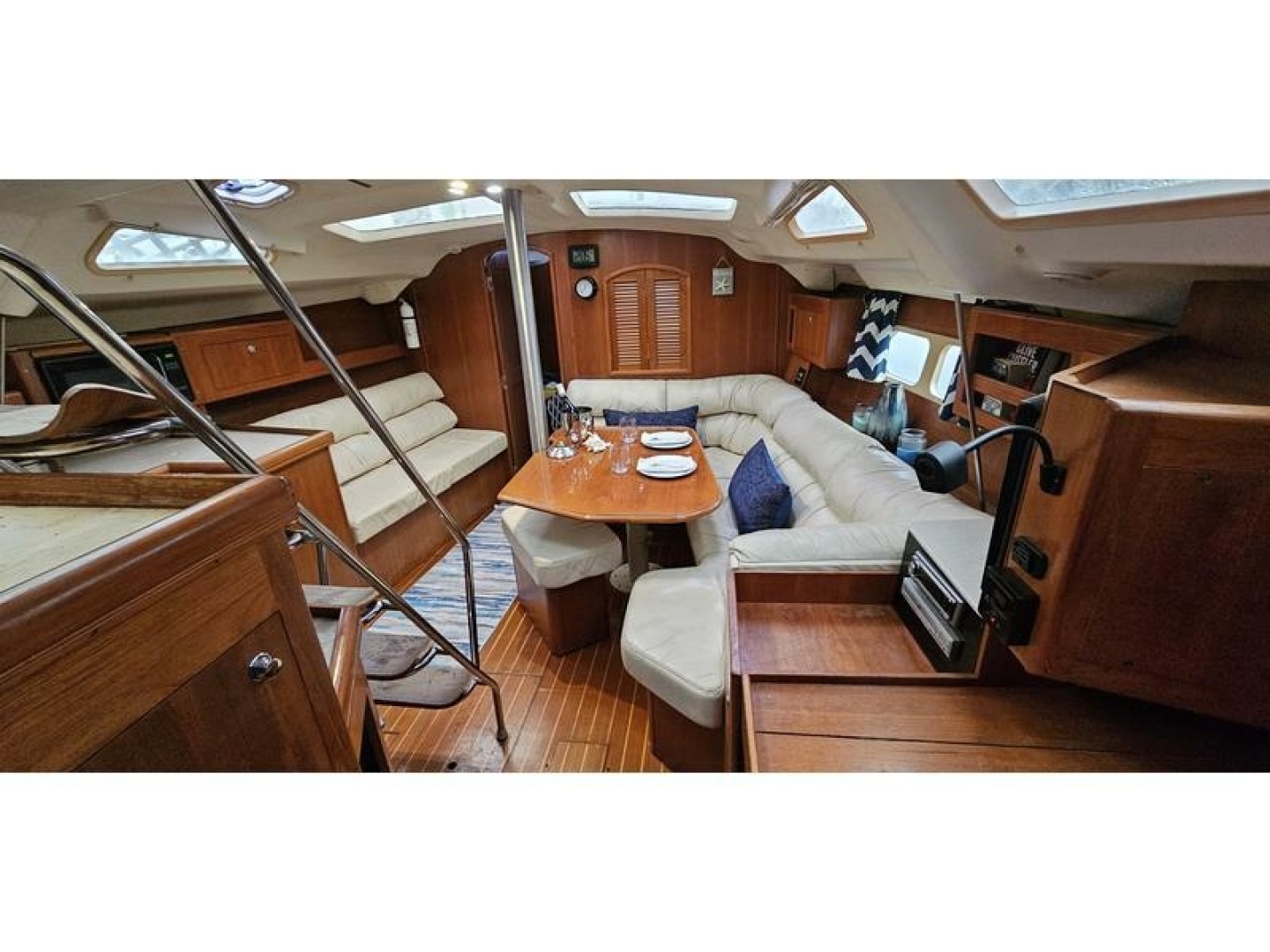 6.5 headroom salon