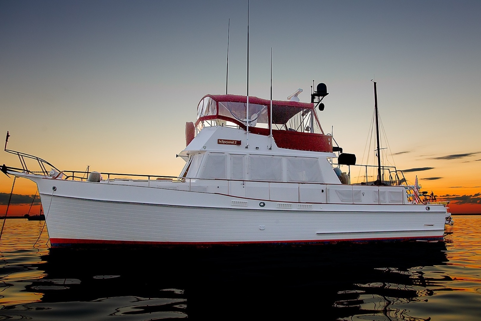 46' Grand Banks port profile