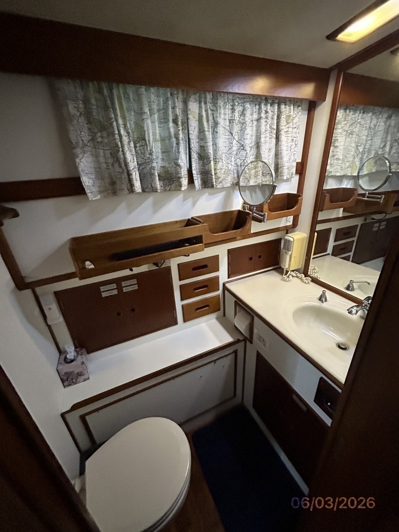 Grand Banks Classic Yacht For Sale