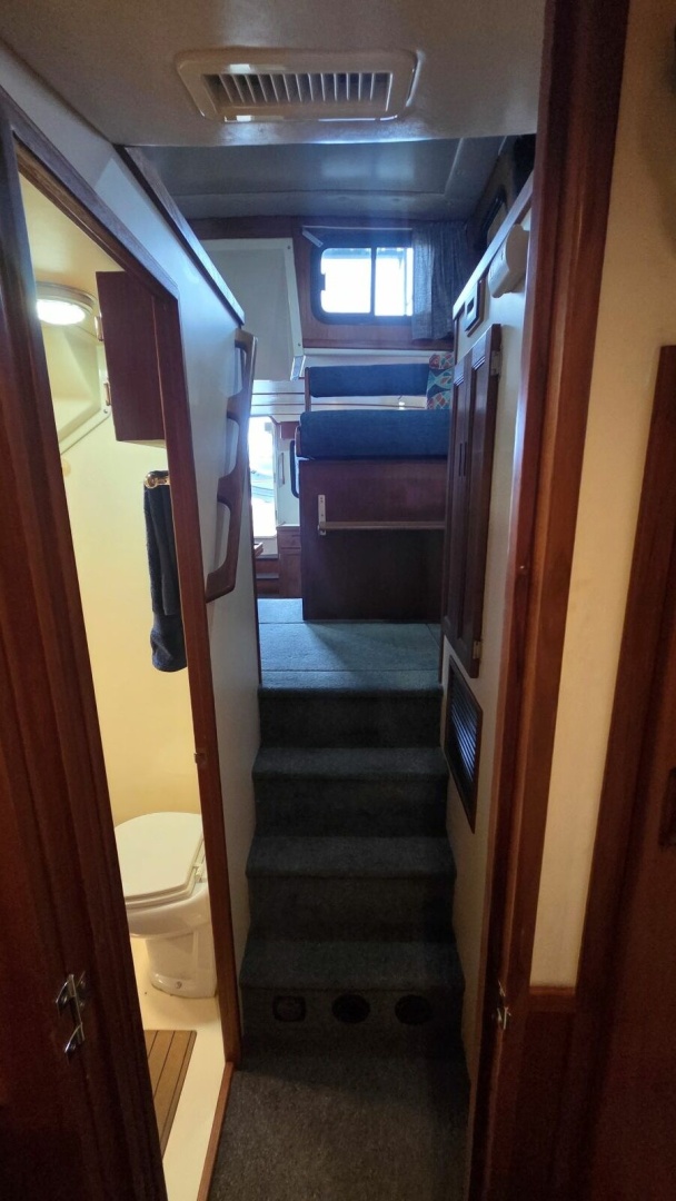 At Ease 32ft Nordic Tugs Yacht For Sale