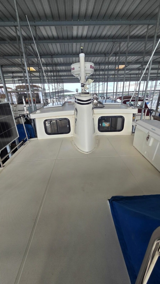 10 Exterior