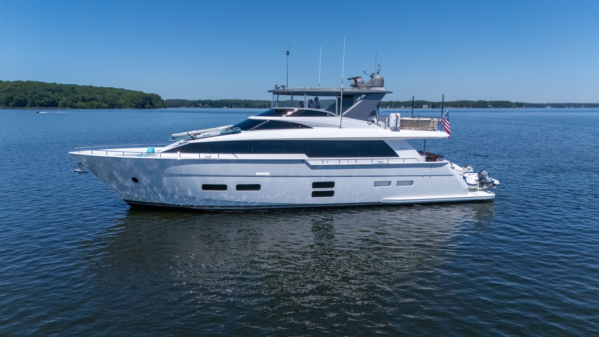 2021 Hatteras M75 Panacera