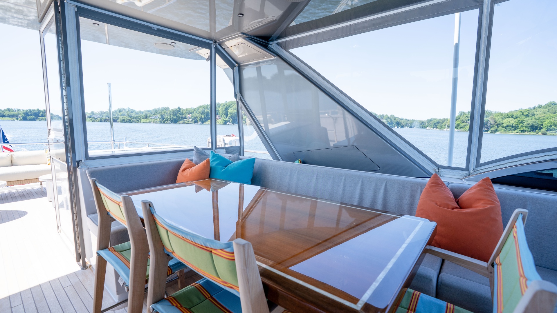 2021 Hatteras M75 Panacera