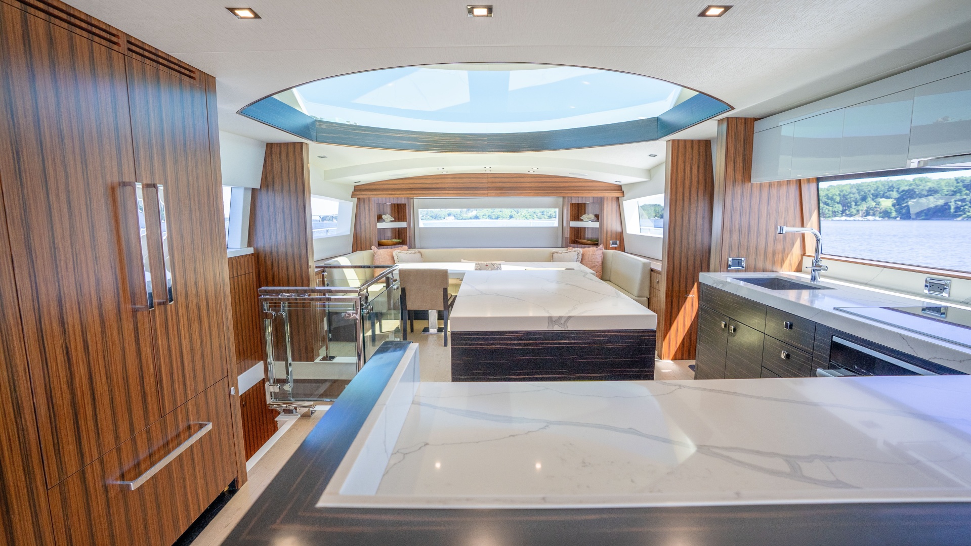 Hatteras M75 Panacera — Lovie - Photo 24