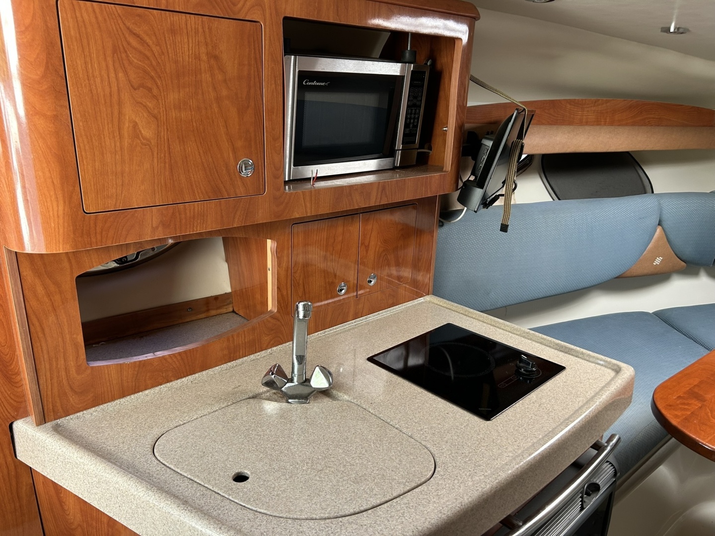 28ft Four Winns Yacht For Sale 28ft Four Winns Yacht For Sale