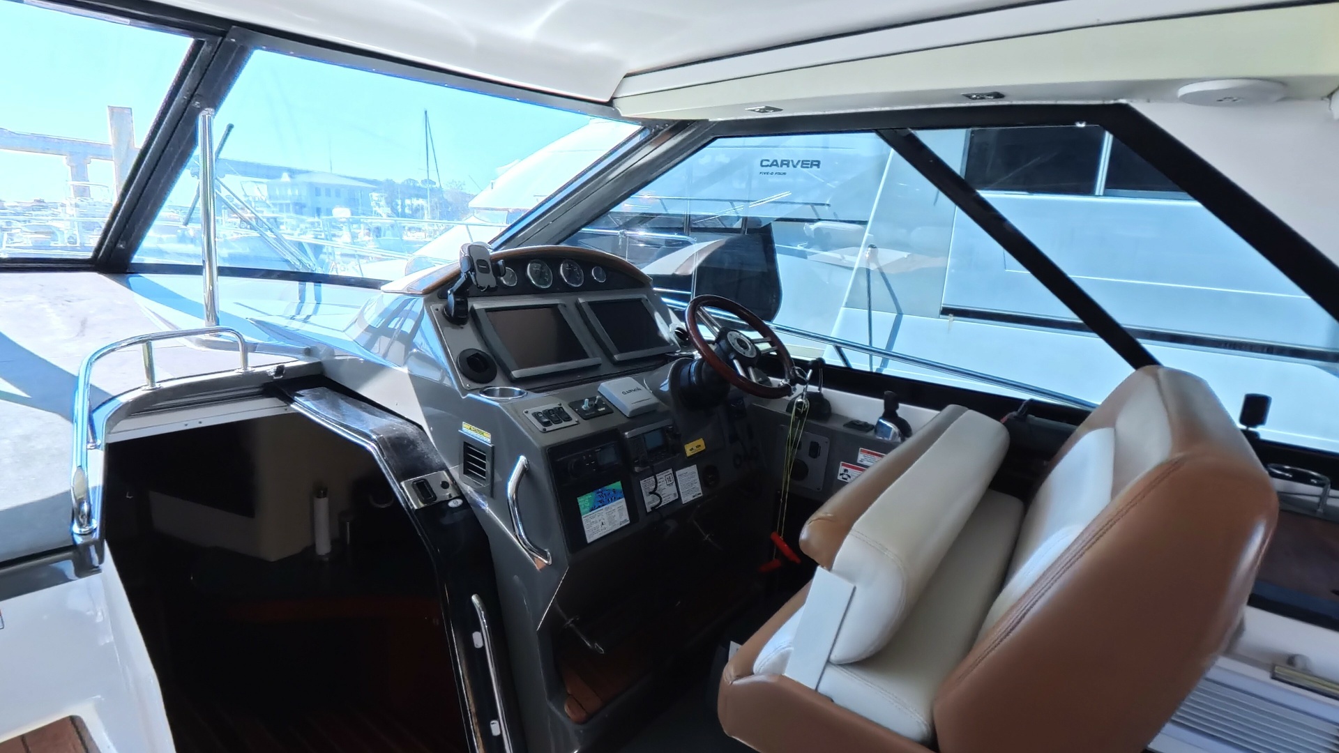 Regal 46 Sport Coupe - Photo 2
