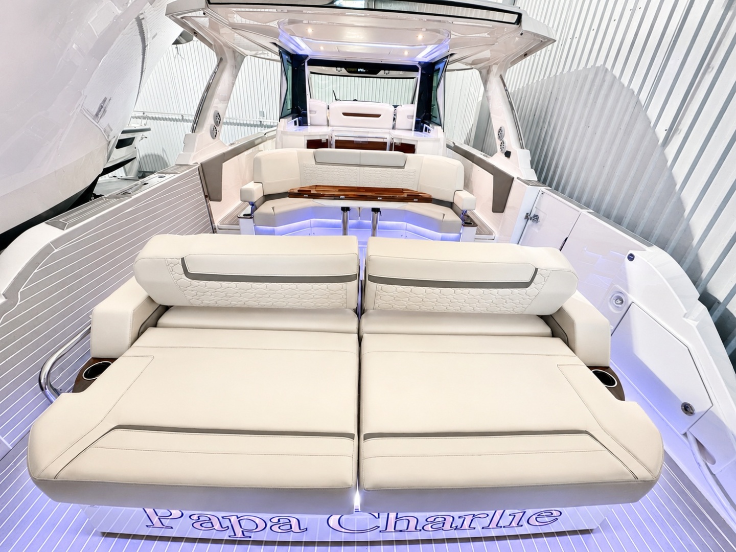 2023 Tiara Yachts 48 LS