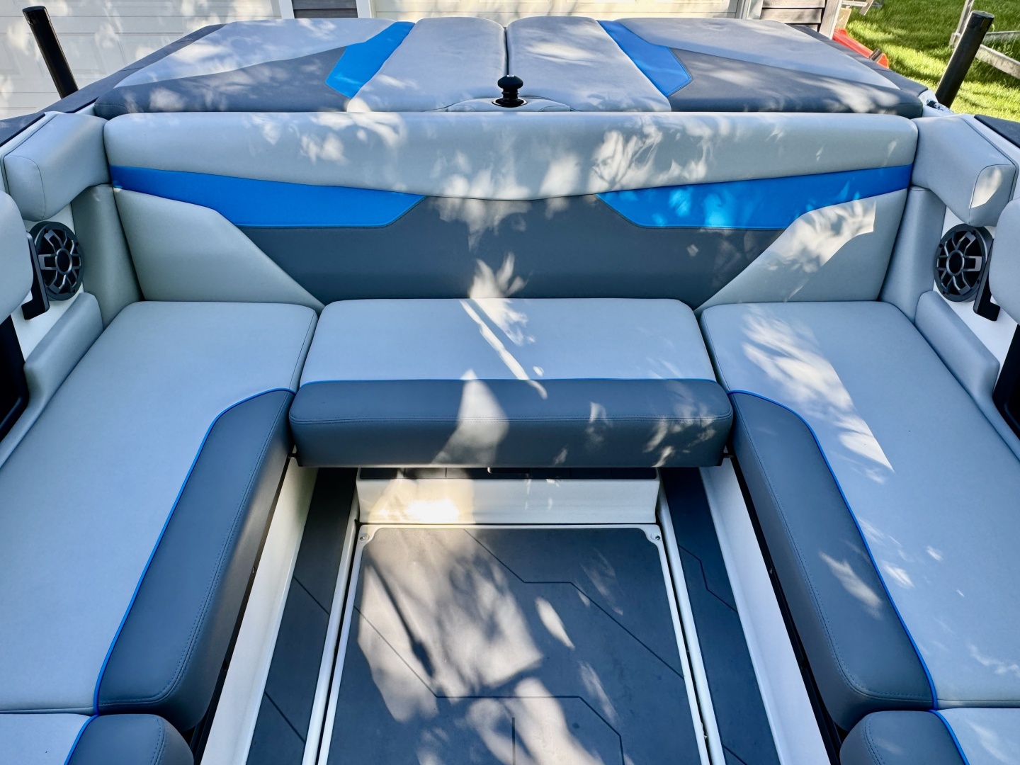 24ft Axis Yacht For Sale