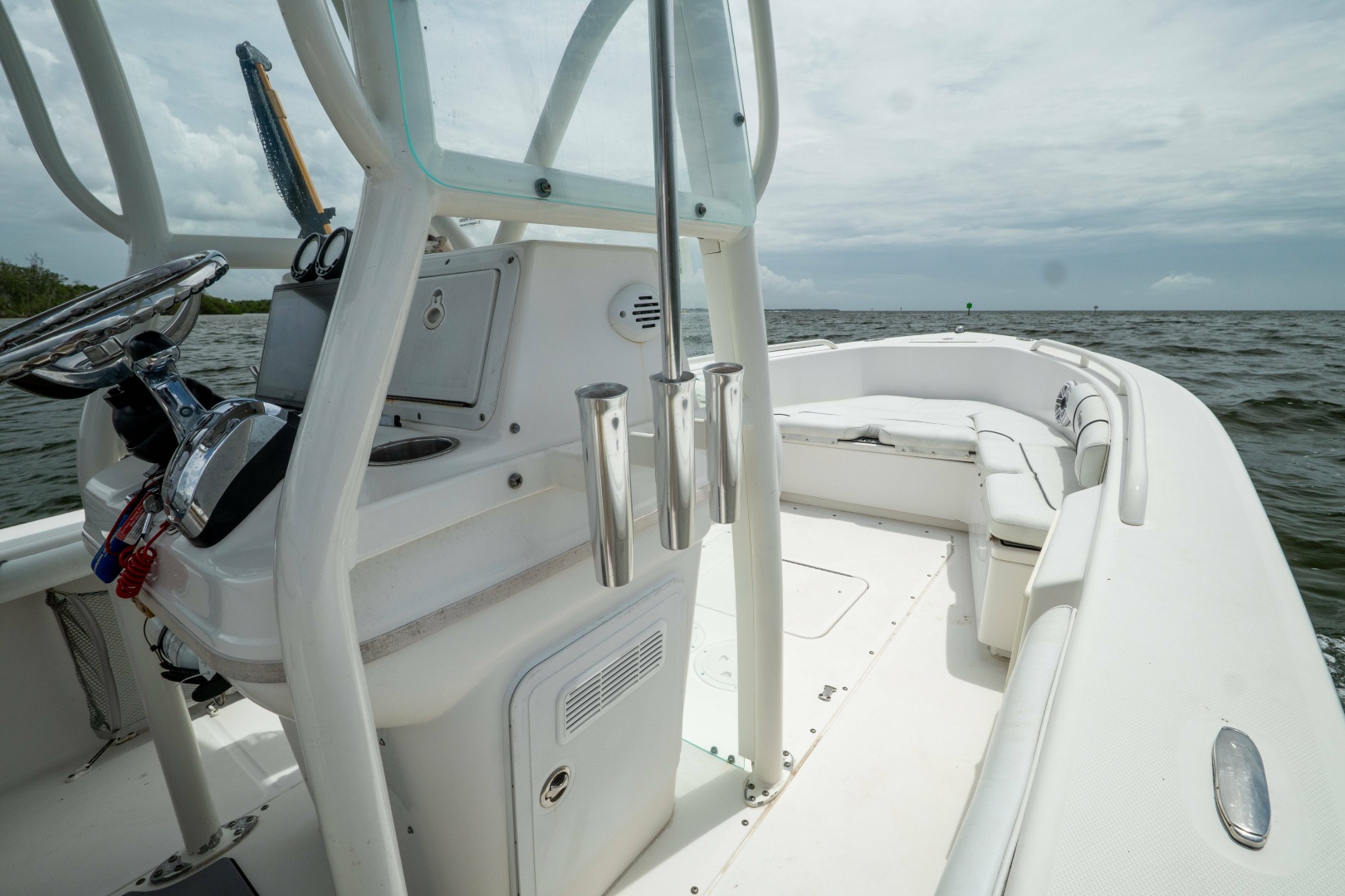 24ft Everglades Yacht For Sale