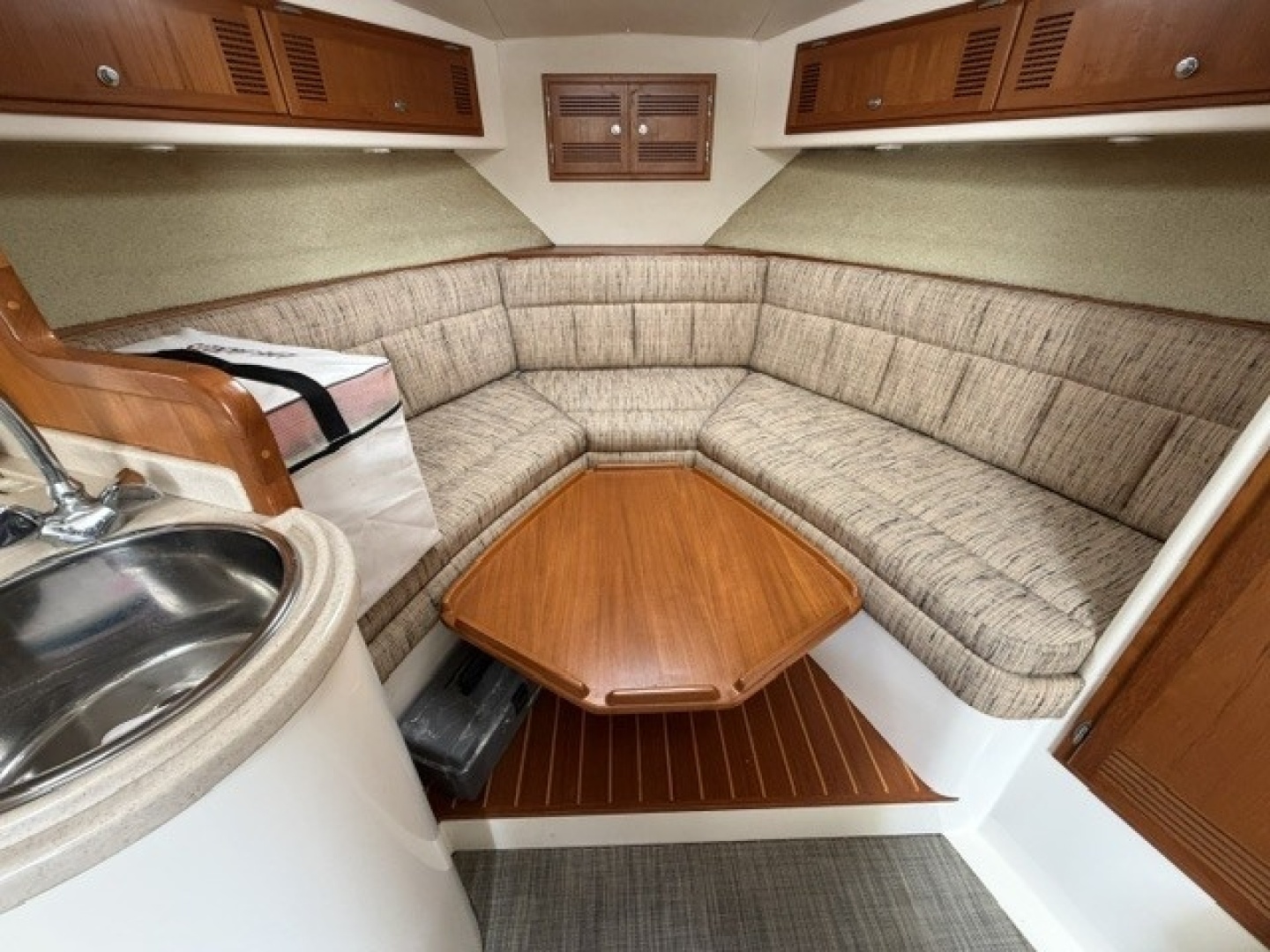 Judith A 31ft Cabo Yacht For Sale