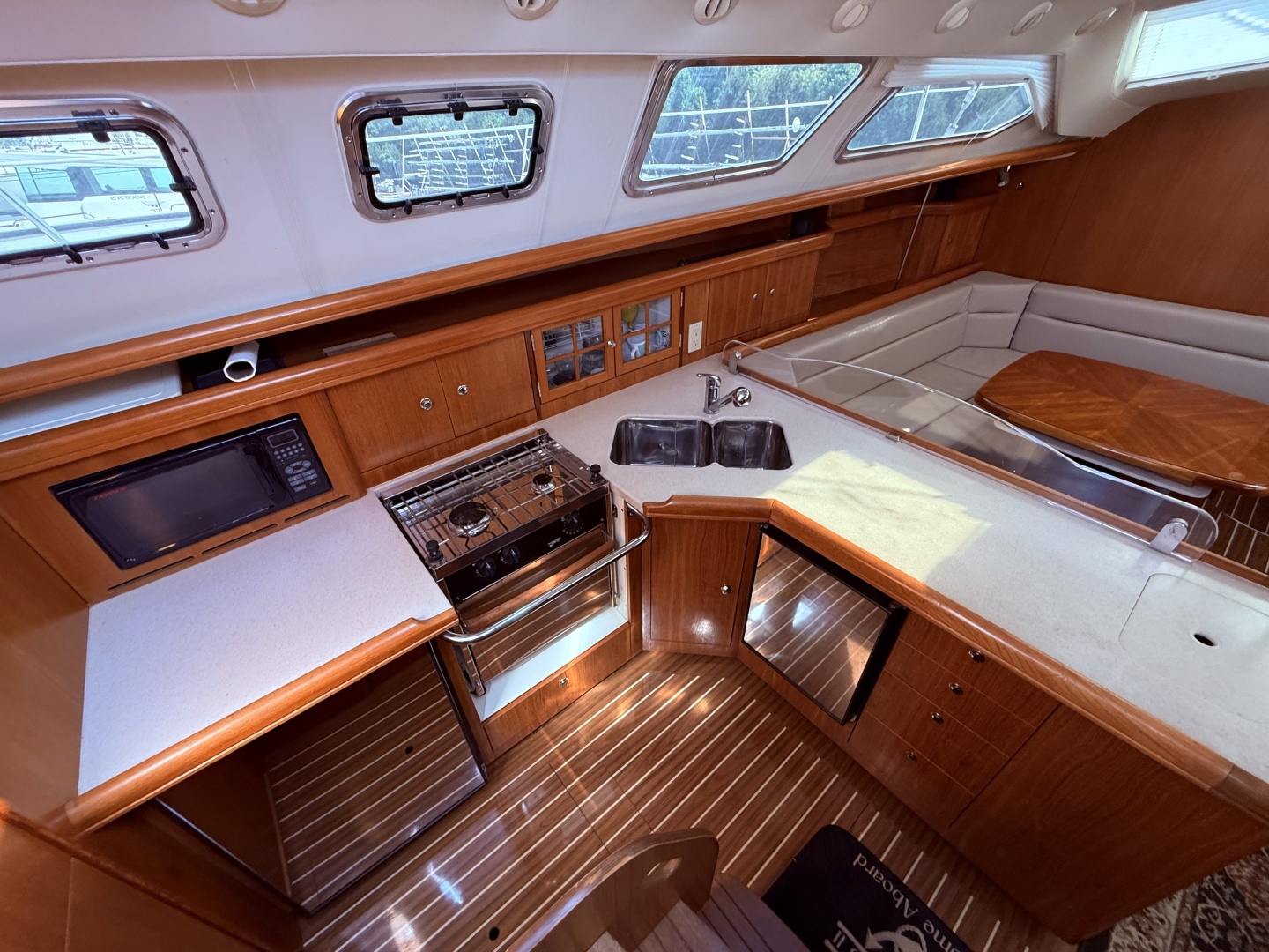 Morpheus II 41ft Hunter Yacht For Sale Morpheus II 41ft Hunter Yacht For Sale