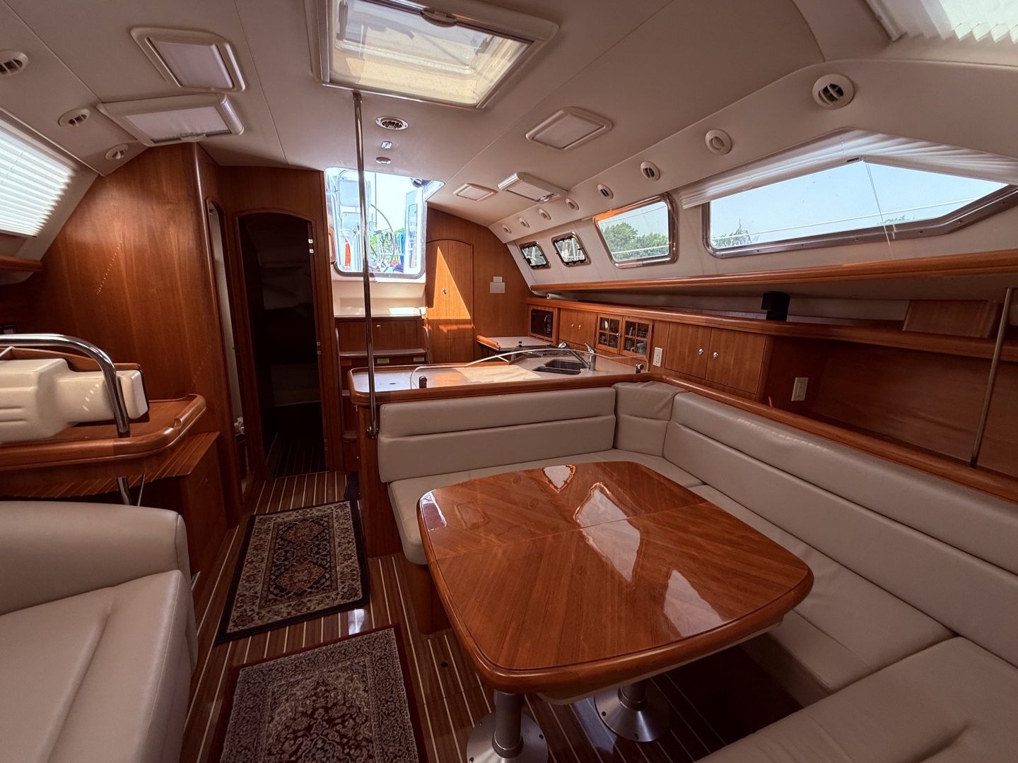 Morpheus II 41ft Hunter Yacht For Sale Morpheus II 41ft Hunter Yacht For Sale