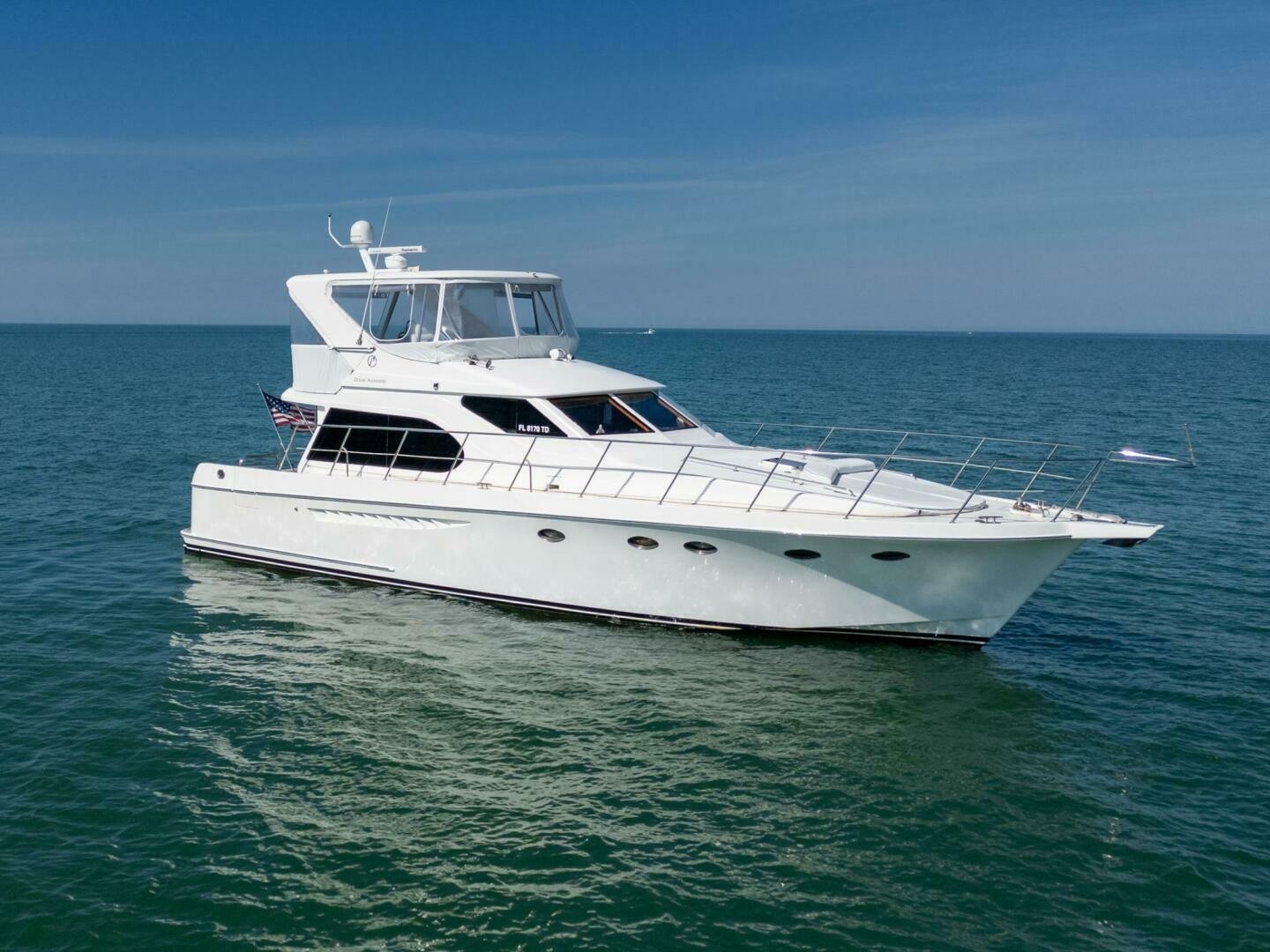 Ocean Alexander 52 Sedan — Port-Folio - Photo 8
