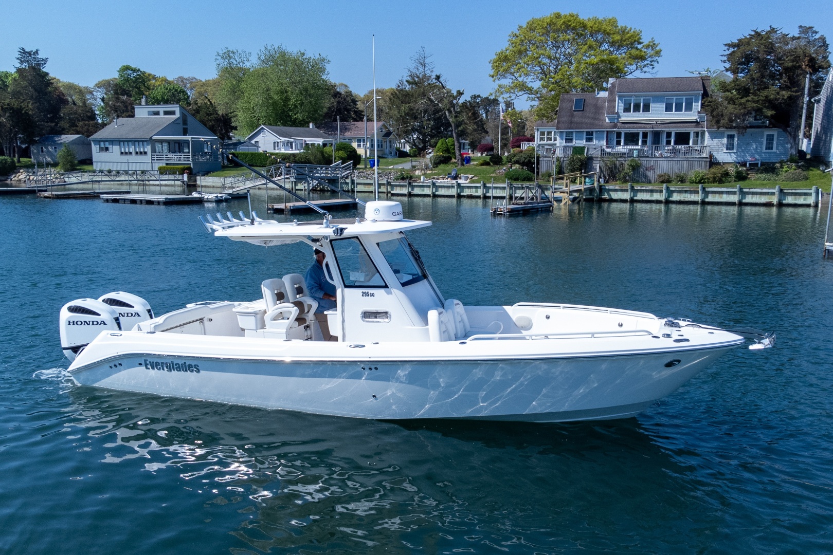 29ft Everglades Yacht For Sale