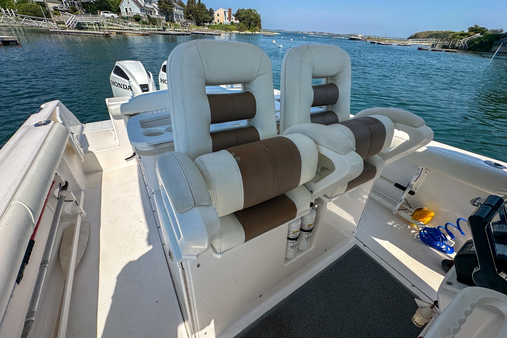 29ft Everglades Yacht For Sale