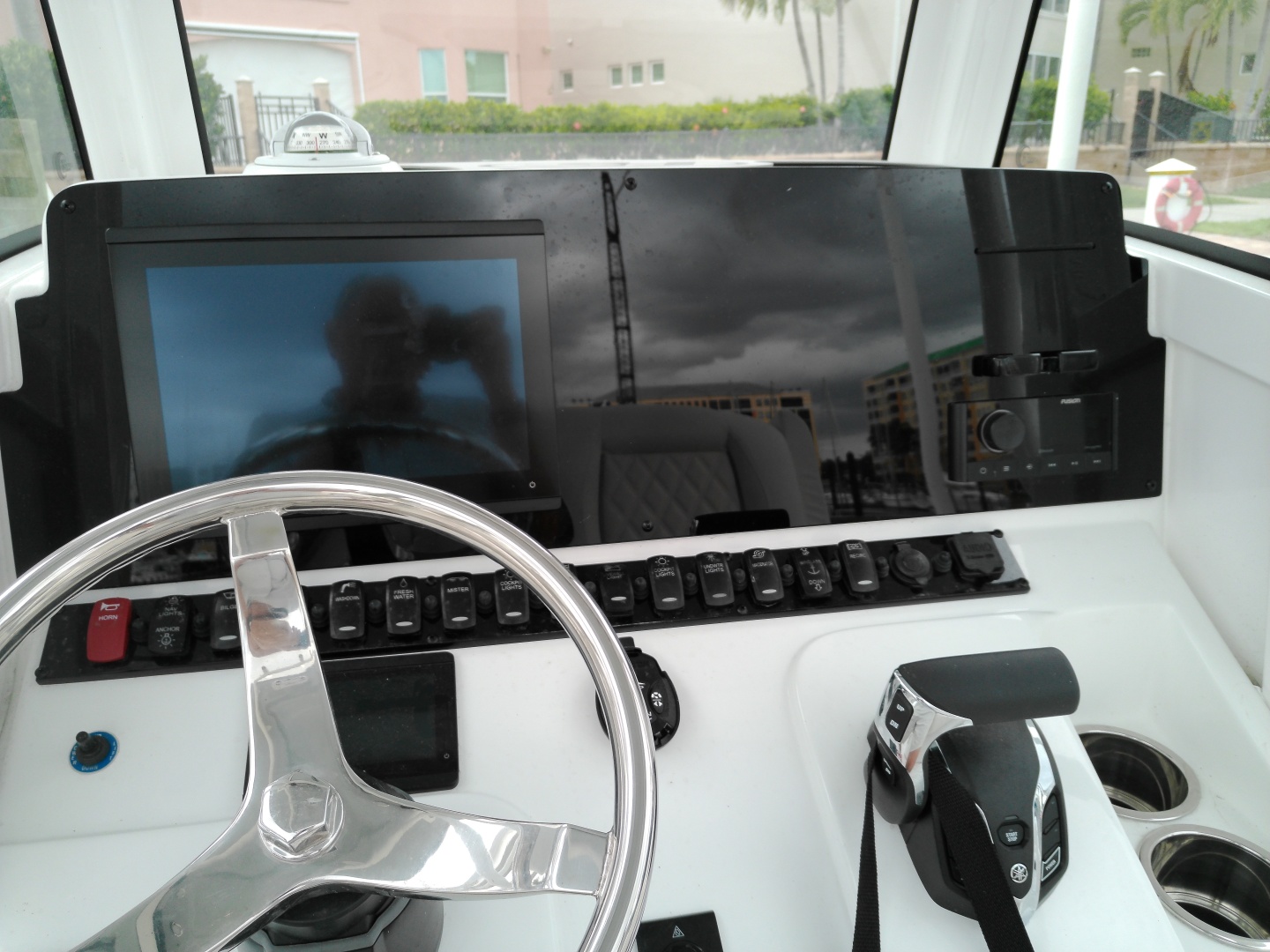 24ft Sea Hunt Yacht For Sale