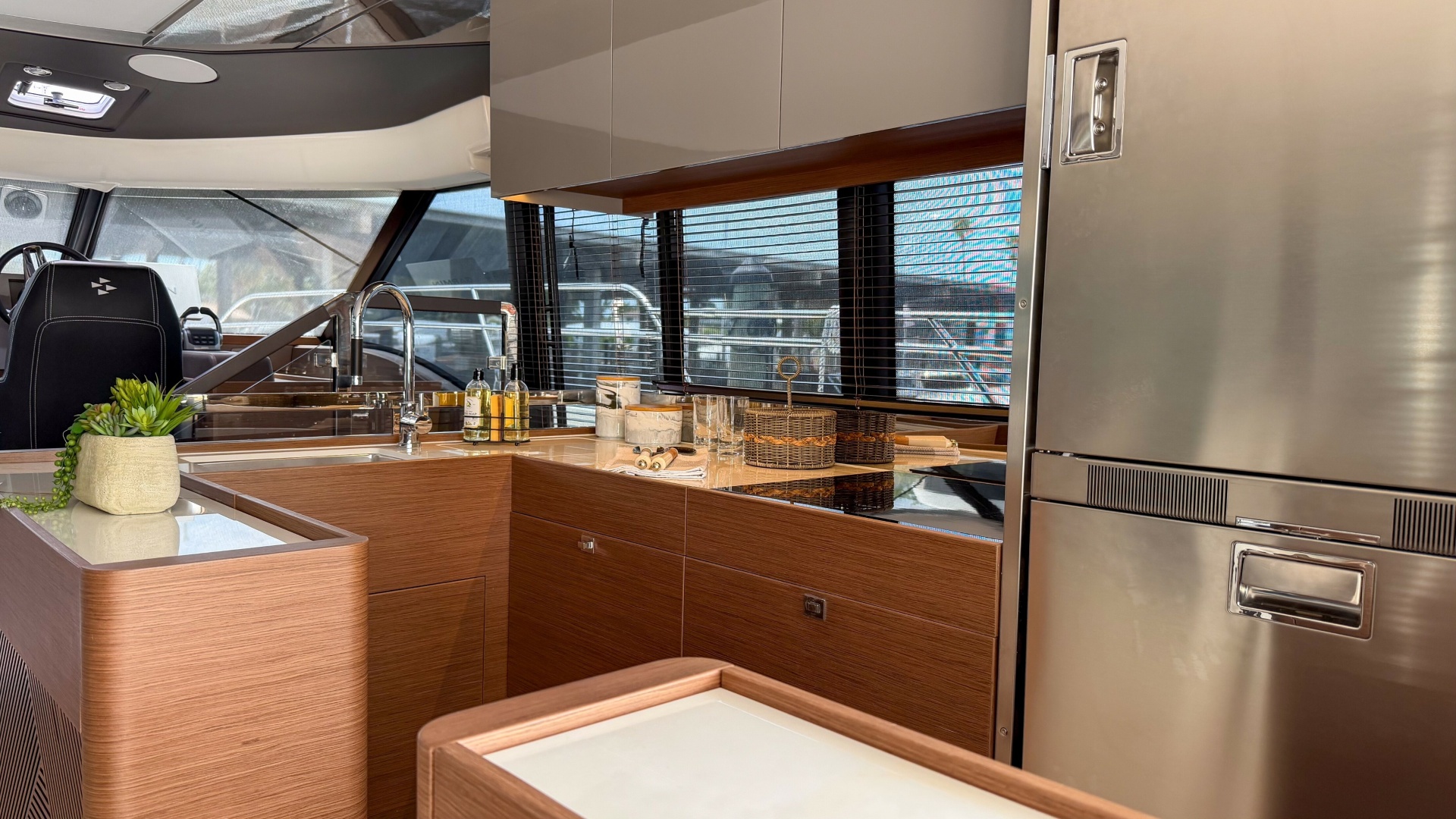 48ft Prestige Yacht For Sale