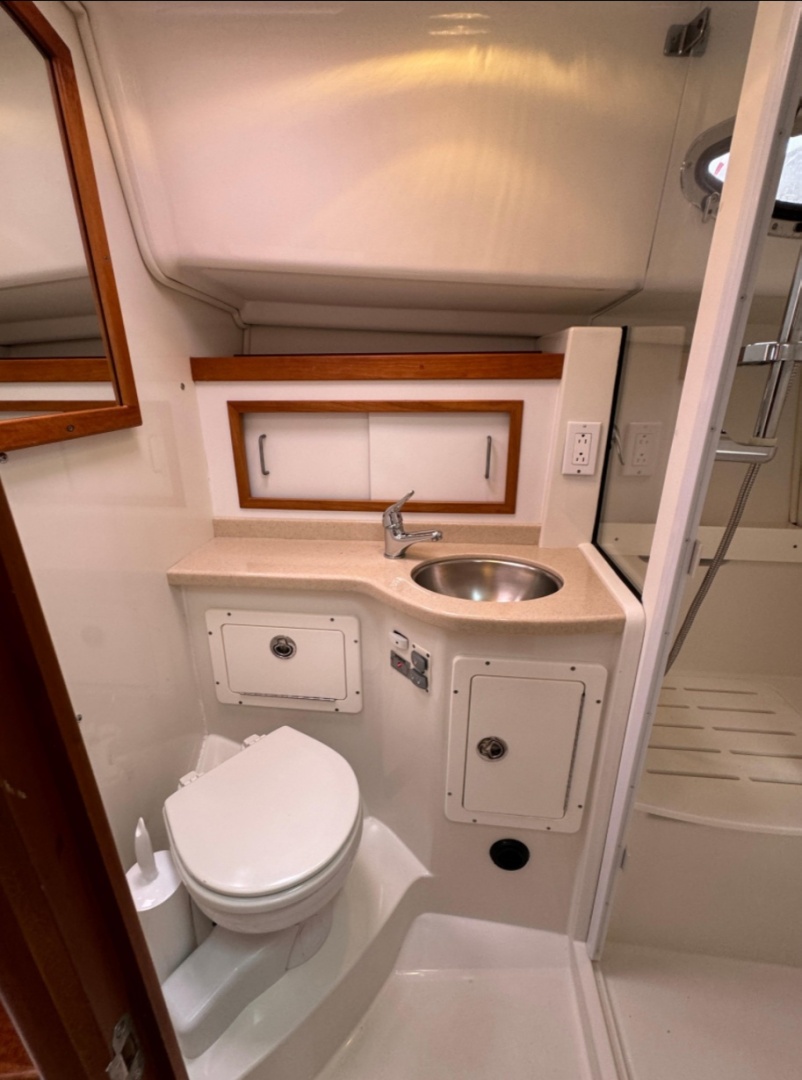33ft Back Cove Yacht For Sale 33ft Back Cove Yacht For Sale
