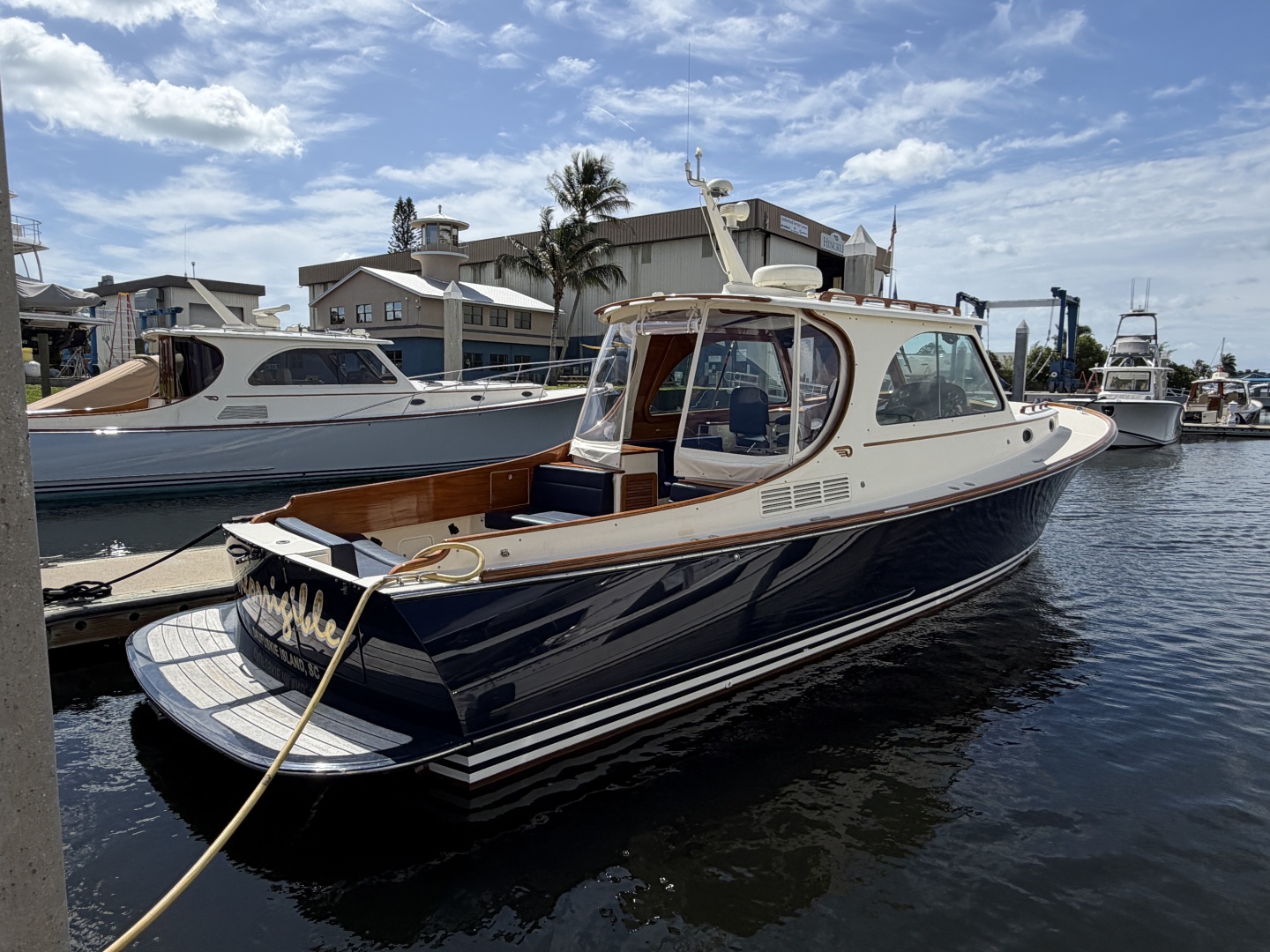 2009 Hinckley Picnic Boat 37 MKIII