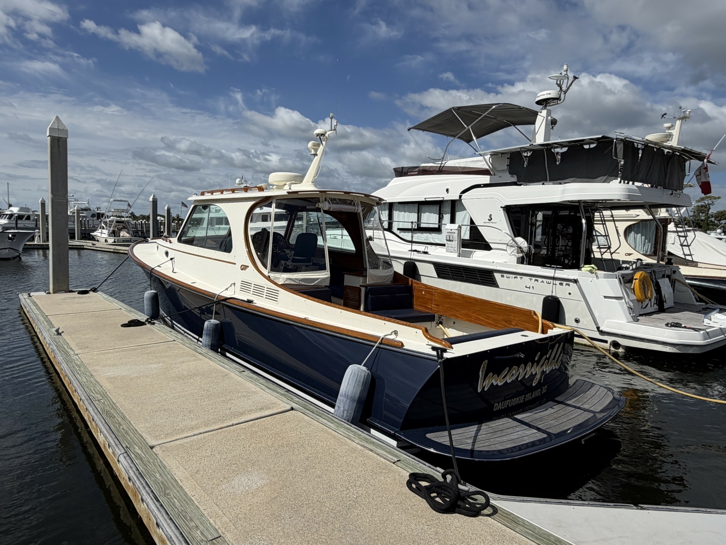 2009 Hinckley Picnic Boat 37 MKIII