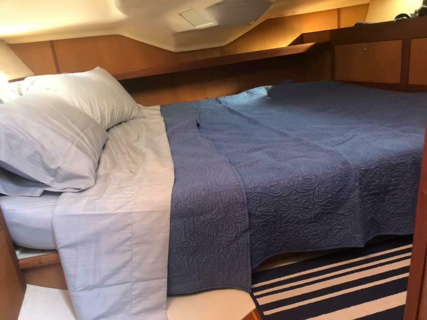1999 Hunter 380