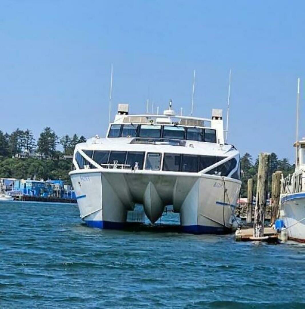 2008 Custom High Speed 70pax COI Passenger