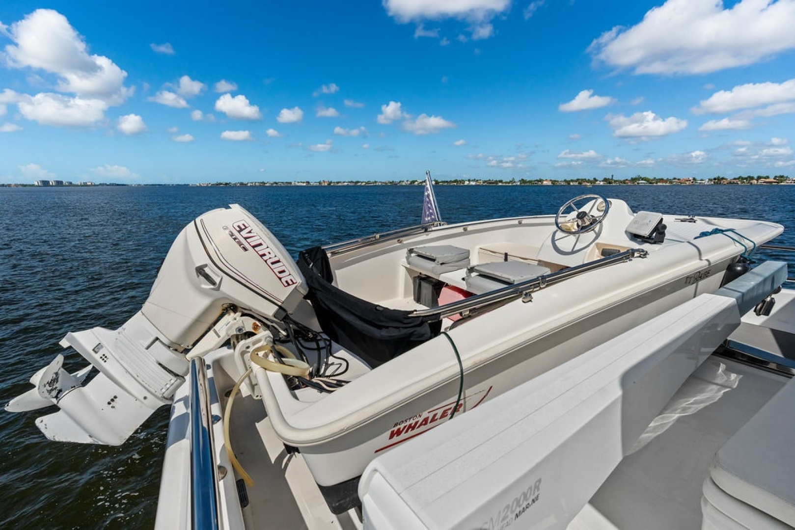 2005 Horizon 82