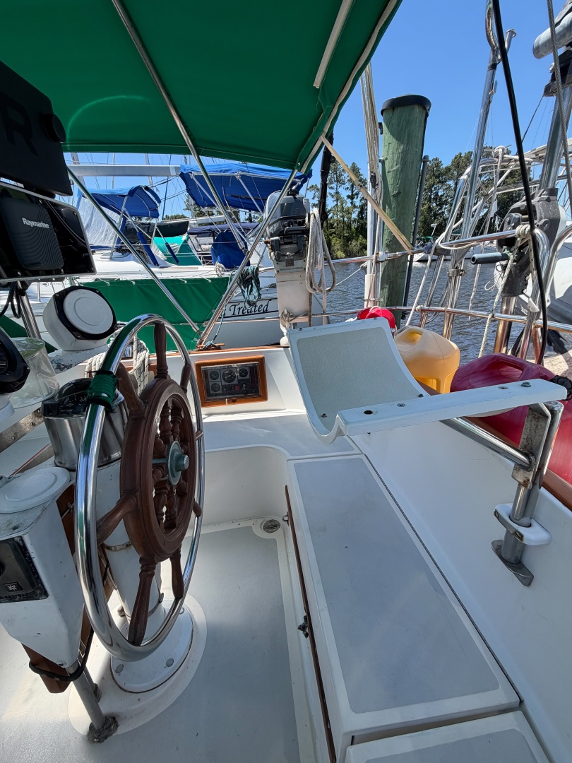 1989 Cabo Rico 34