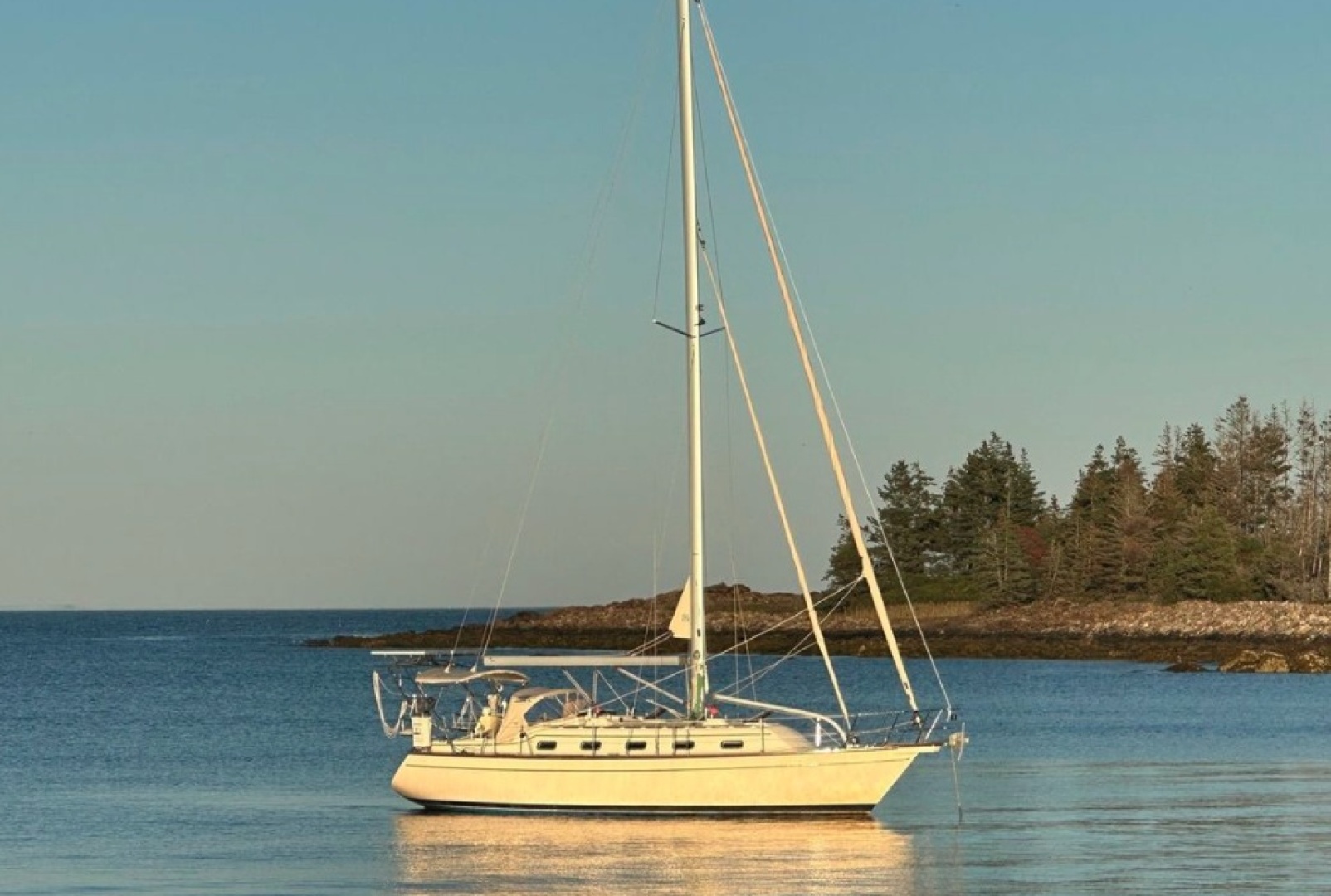 37ft Island Packet Yacht For Sale 37ft Island Packet Yacht For Sale