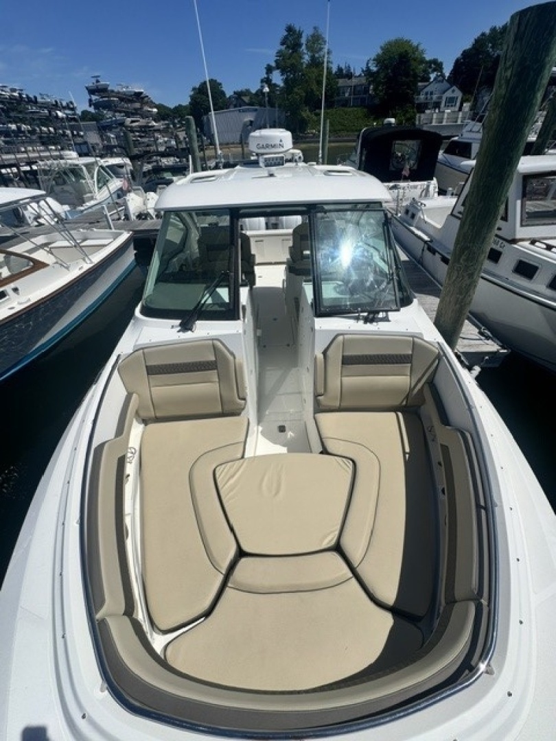 Pursuit 326 DC Yacht For Sale
