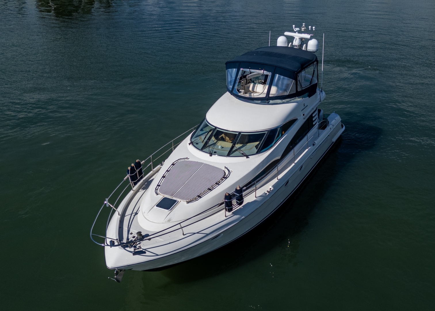 52_fairline_you_go_girl_aerial_01