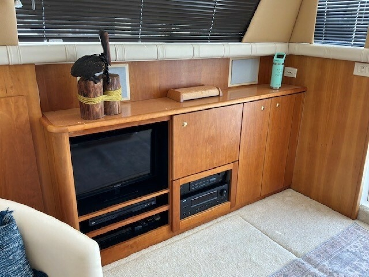 2000 Silverton 41 Convertible