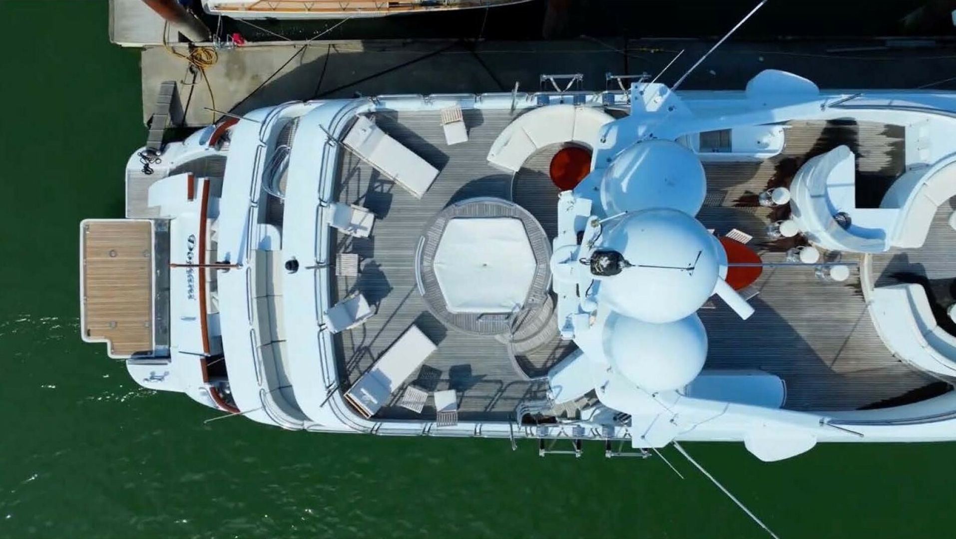 2004 Benetti Vision