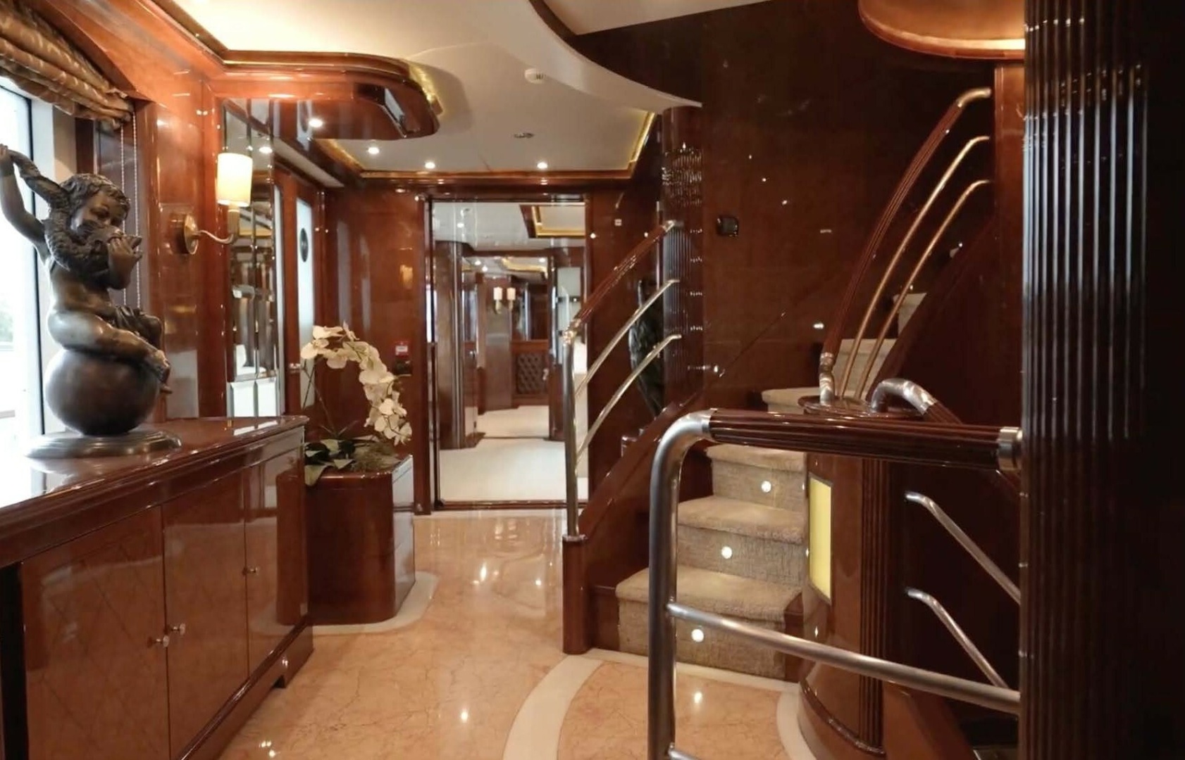 Domani 145ft Benetti Yacht For Sale
