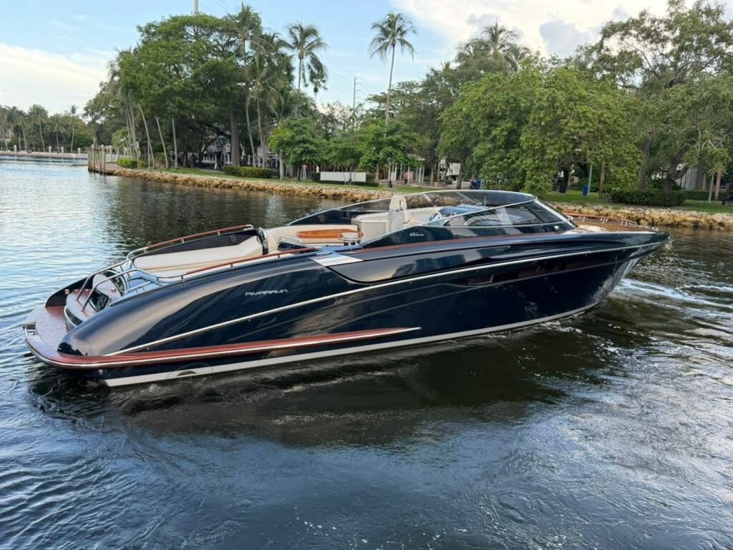 44ft Riva Yacht For Sale