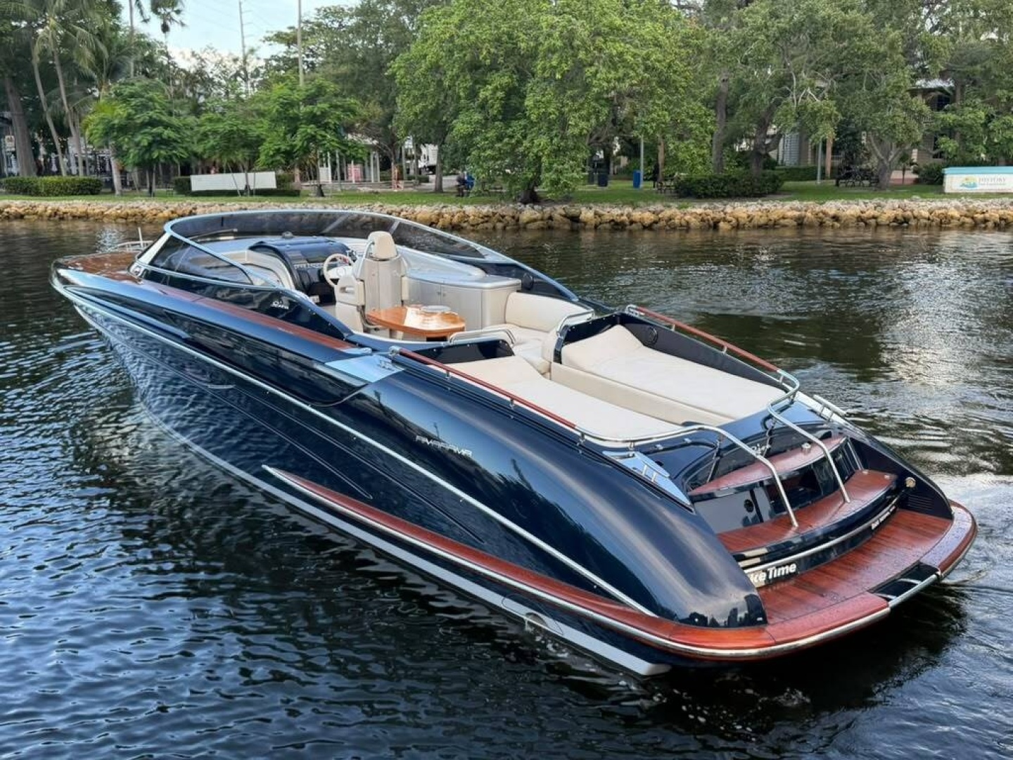 44ft Riva Yacht For Sale