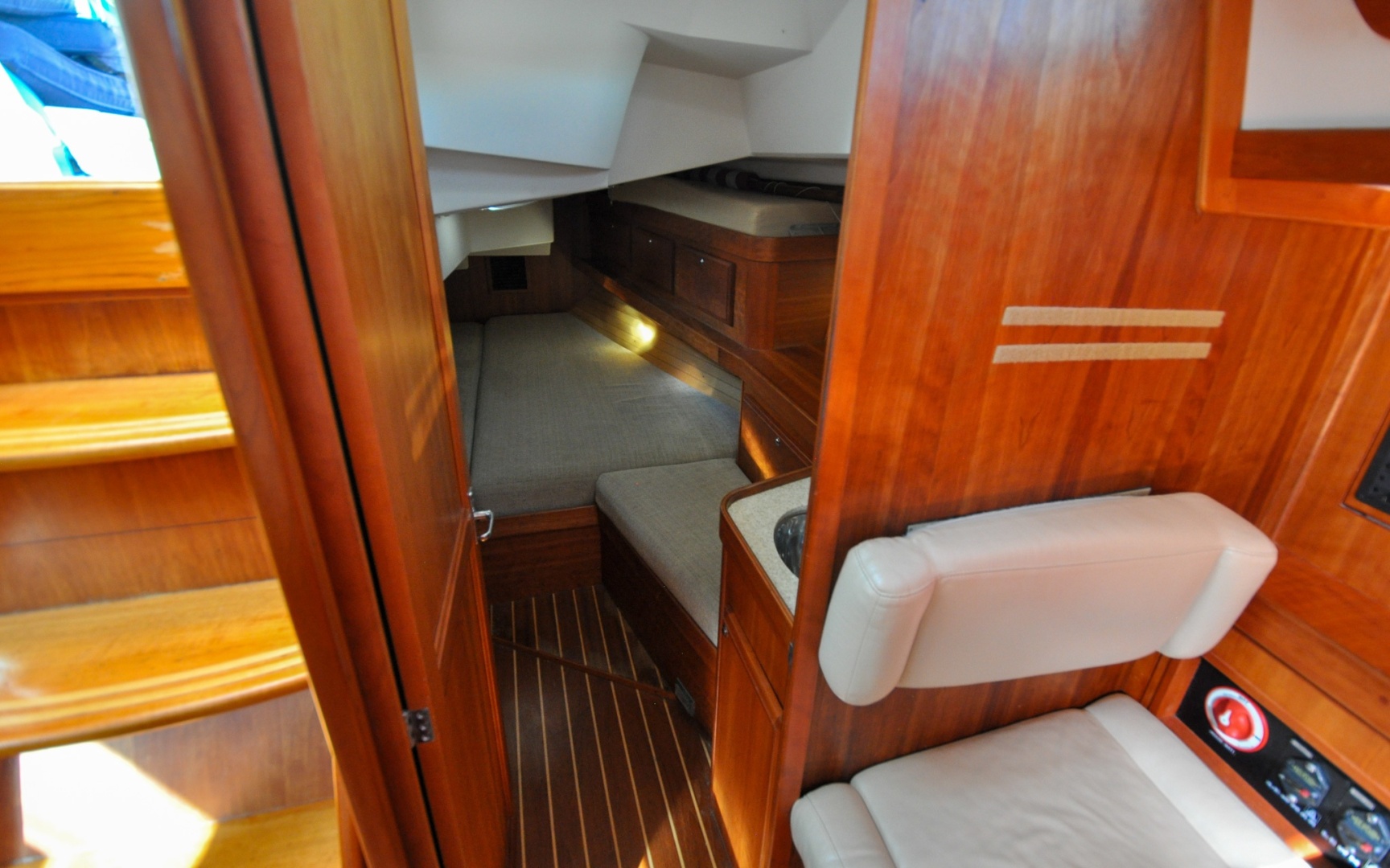 Jezebel 41ft Sabre Yacht For Sale