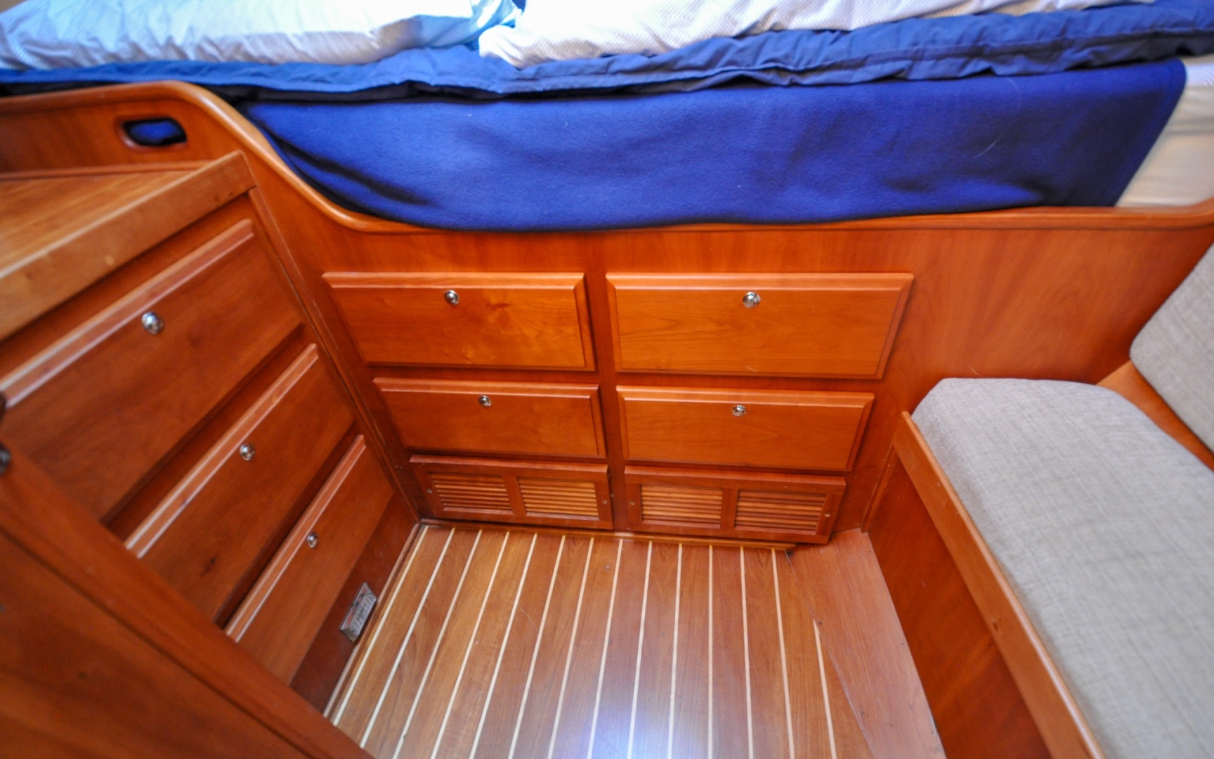 Jezebel 41ft Sabre Yacht For Sale