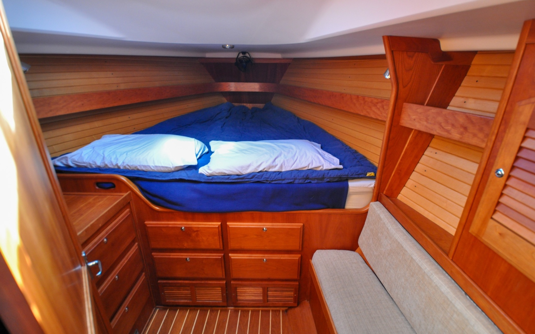 Jezebel 41ft Sabre Yacht For Sale