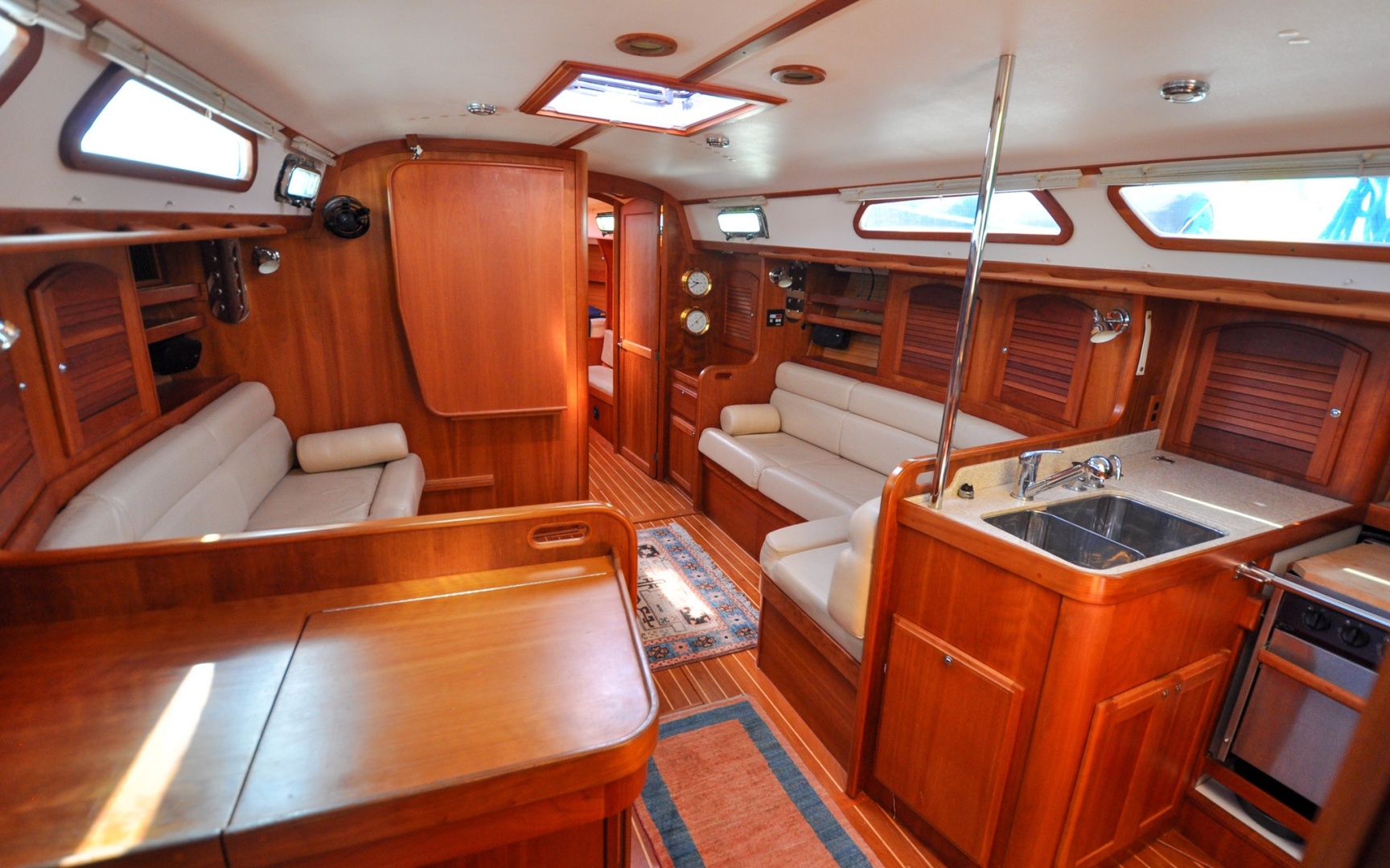 Jezebel 41ft Sabre Yacht For Sale