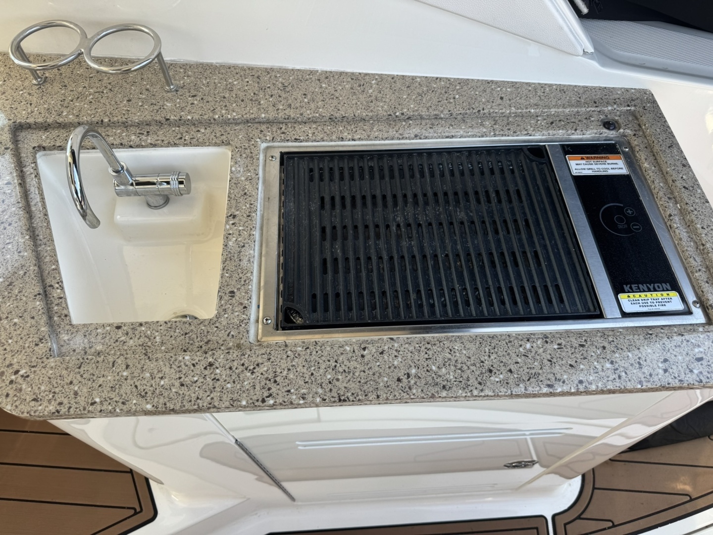 Sea Ray 350 Sundancer Yacht For Sale
