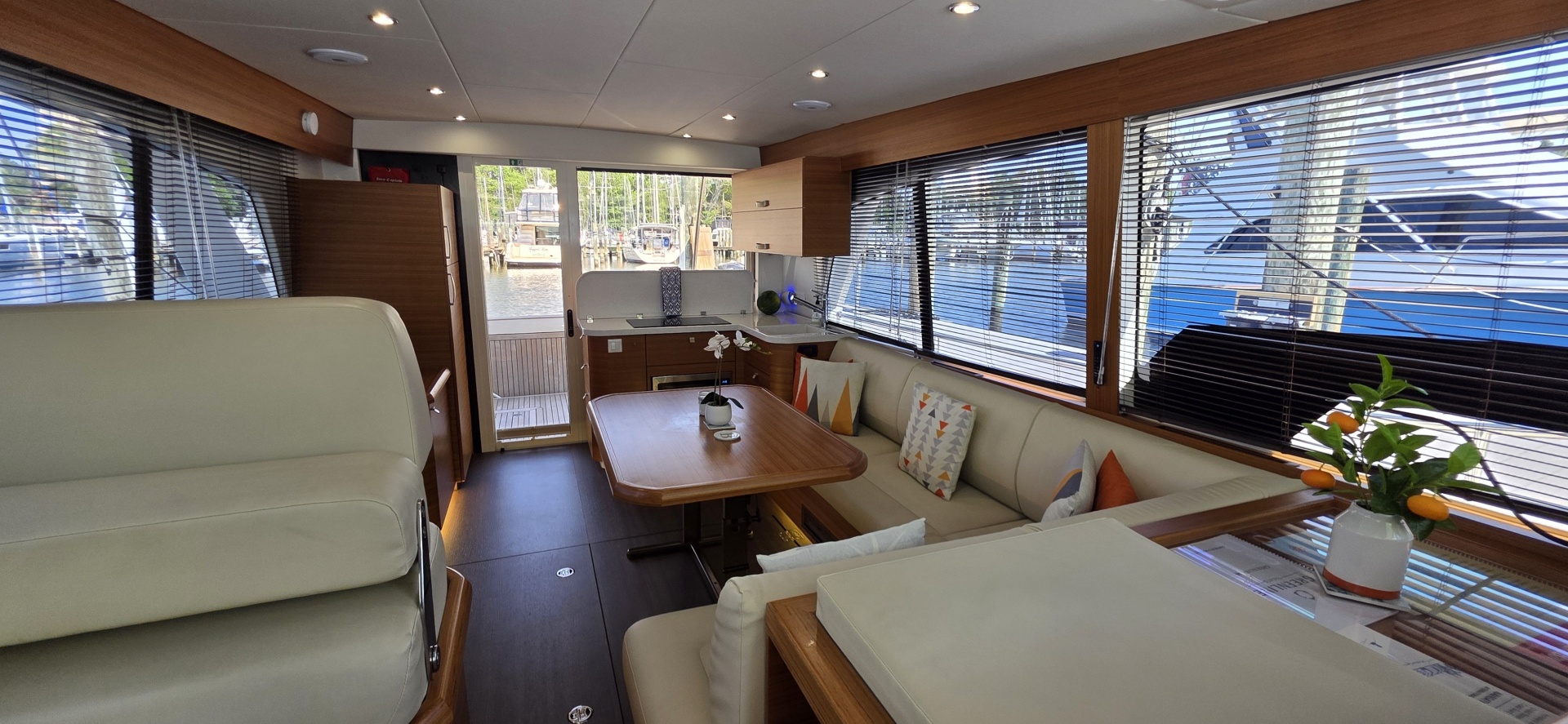 Greenline 40 Hybrid — Come What May - Photo 26