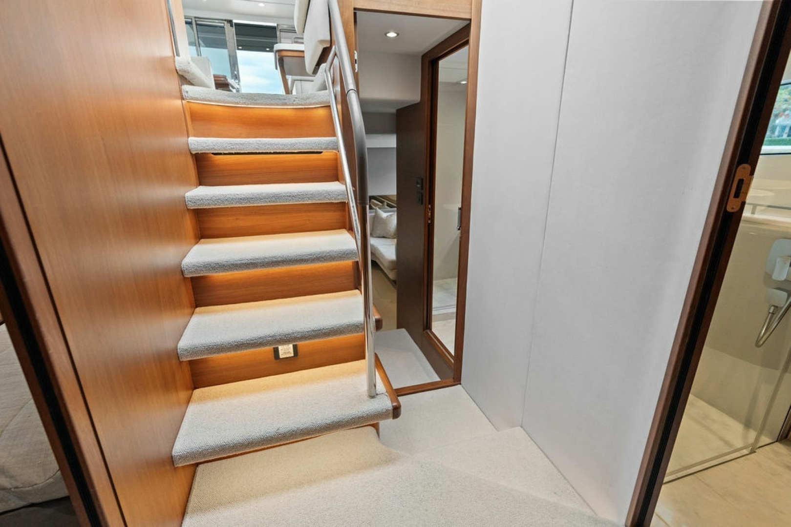 2020 Princess S62 Sportbridge